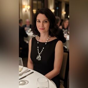 26-1/2 inch Black and White Mother of Pearl Long necklace